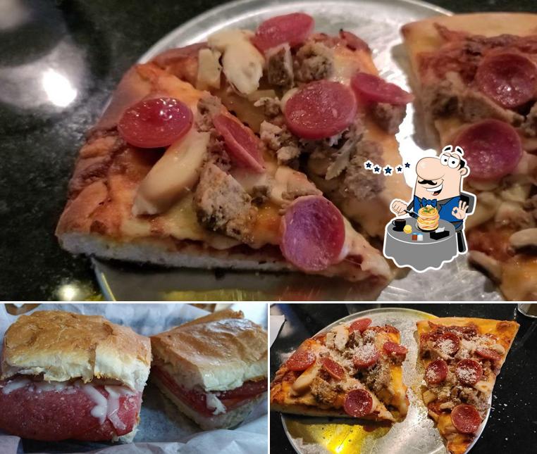 Food at Mineo's Pizza House