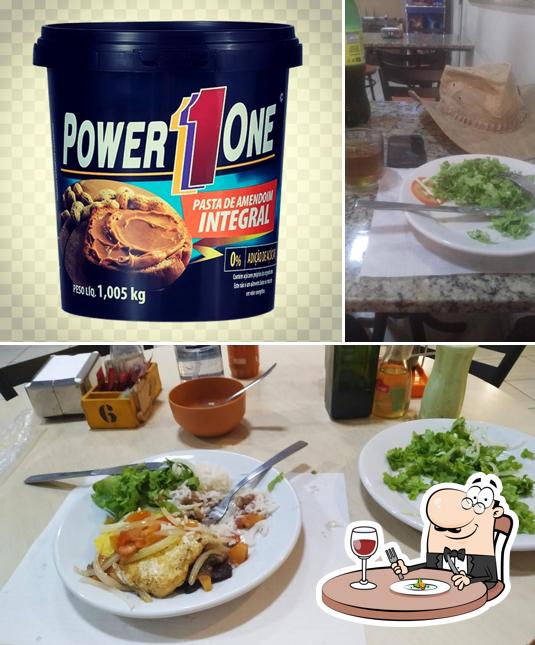 Comida em Giga's Café