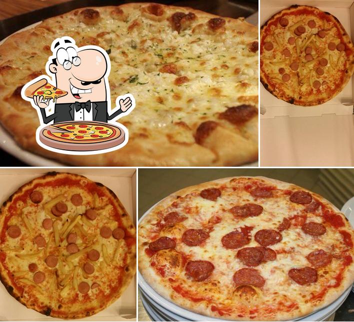 Prova una pizza a Pizza Max Di Elmanakhly