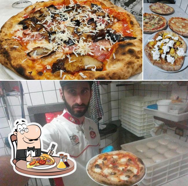 Scegli una pizza a Pepe Rosa