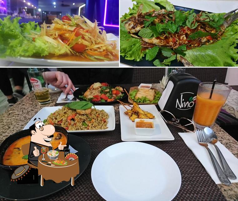 Еда в "Yim Siam Thai Food"