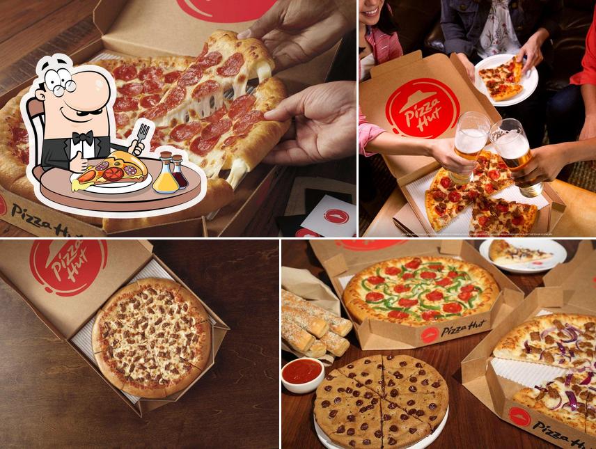 Pizza Hut, 4233 E Lancaster Ave in Fort Worth Restaurant menu and reviews