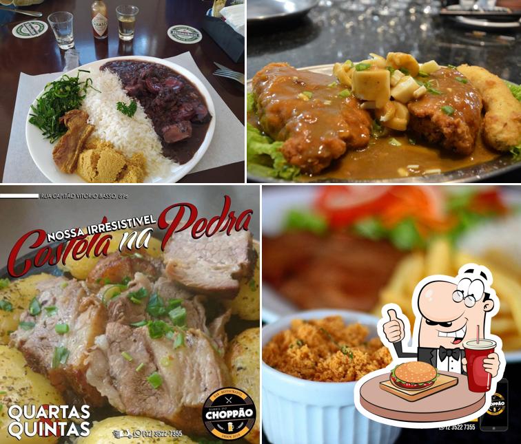 Os hambúrgueres do Barril do Choppão irão satisfazer diferentes gostos