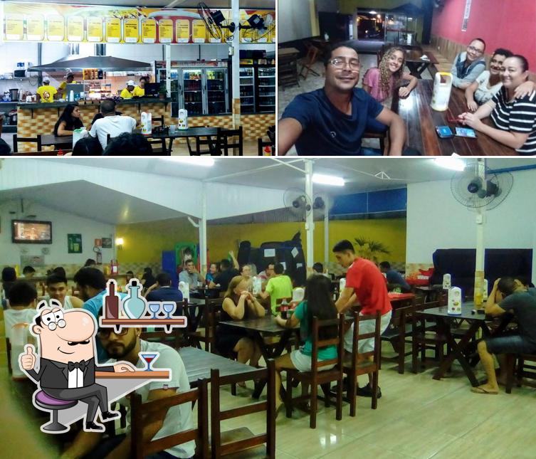 Veja imagens do interior do Kadu Lanches