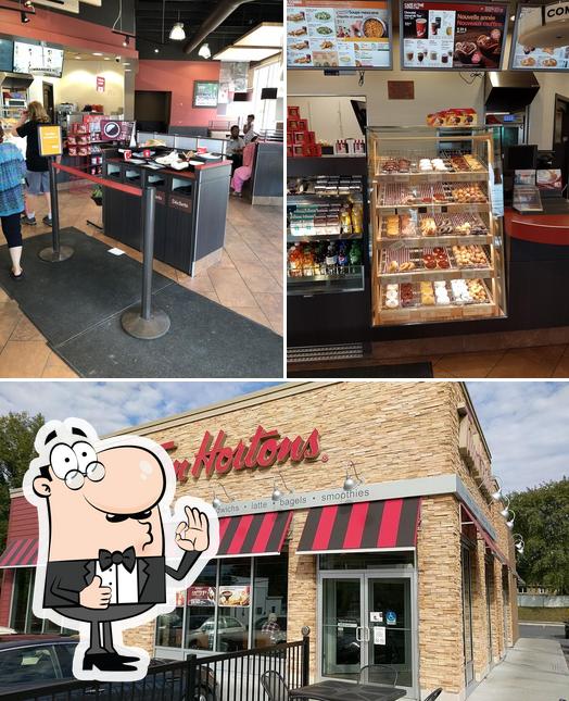 Regarder cette image de Tim Hortons