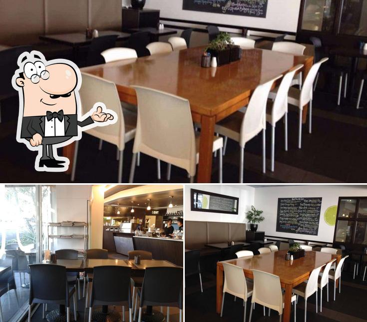 Zest Cafe, 65 Upper Queen St in Auckland Restaurant menu and reviews