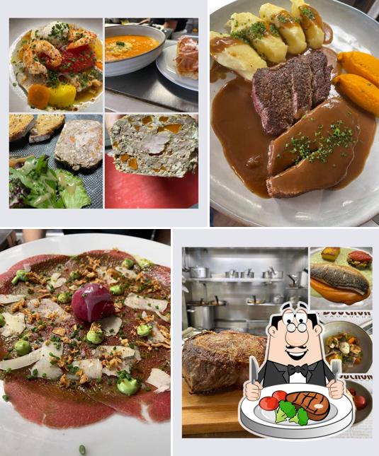 Meat meals are available at Le Bouchon du Vaugueux