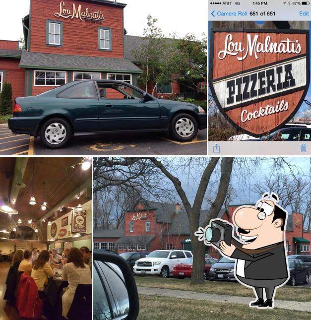 Look at this photo of Buffalo Grove - Lou Malnati's Pizzeria