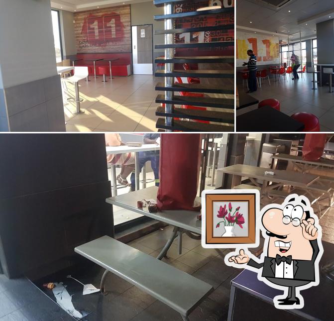 Découvrez l'intérieur de KFC Arbour Crossing