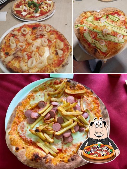 Ordina una pizza a Ristorante Pizzeria Il Giardino