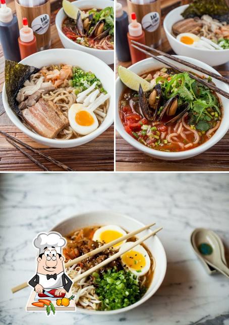 Пибимпап в "Bao + Noodles"