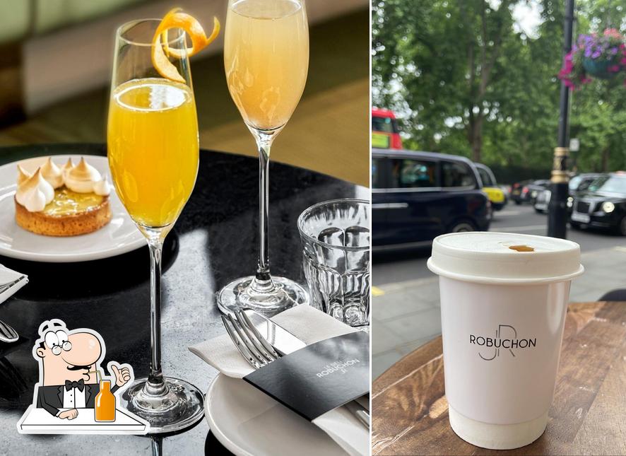 Check out various beverages offered by Le Deli Robuchon Piccadilly