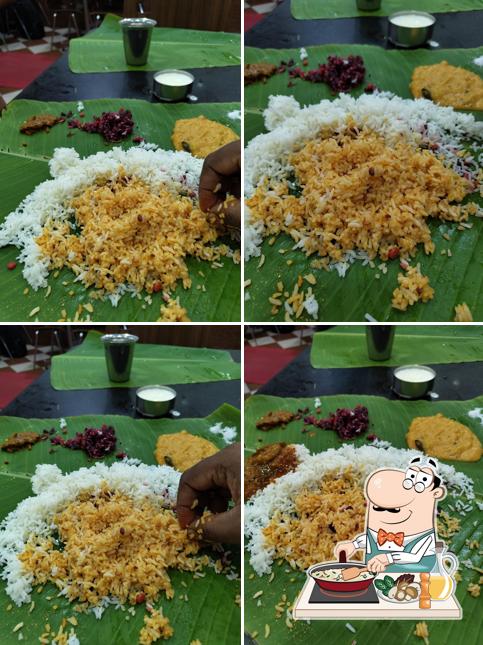 Fried rice at Komala Vilas