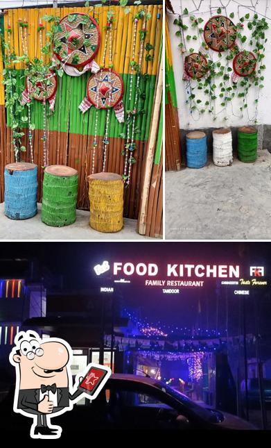 FOOD KITCHEN