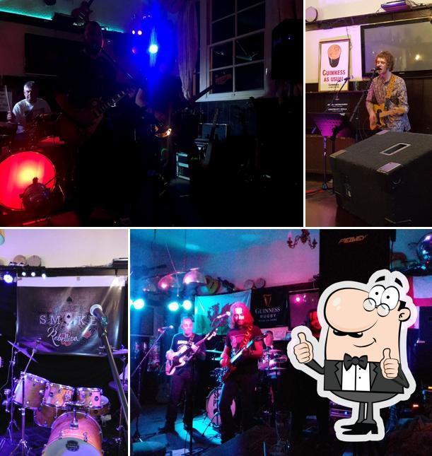 The Queens Head, 87 Brockhurst Rd in Gosport Restaurant reviews