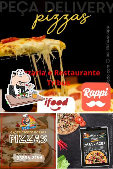 Comida em Pizzaria Tribus