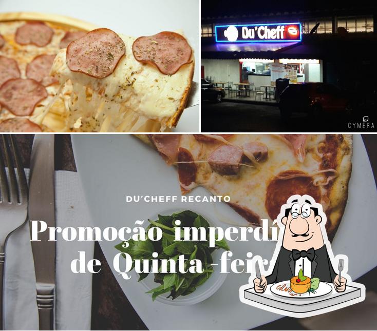 Comida em Pizzaria Du'Cheff