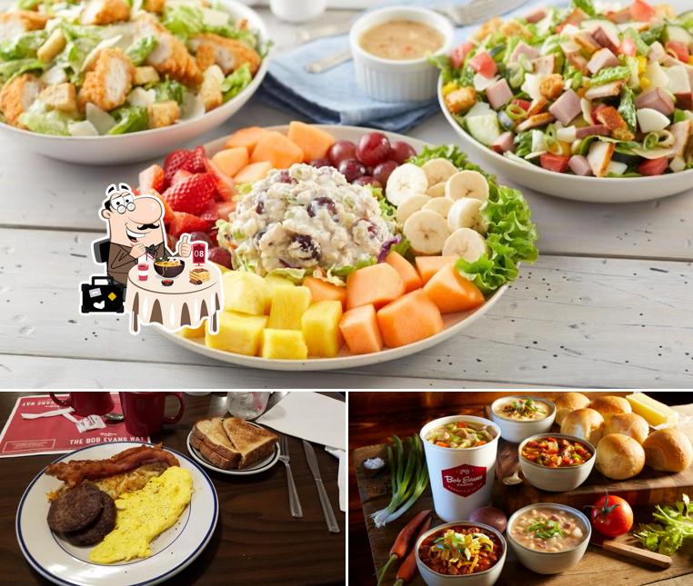 Bob Evans, 9797 Blairwood Rd in Louisville - Restaurant menu and reviews