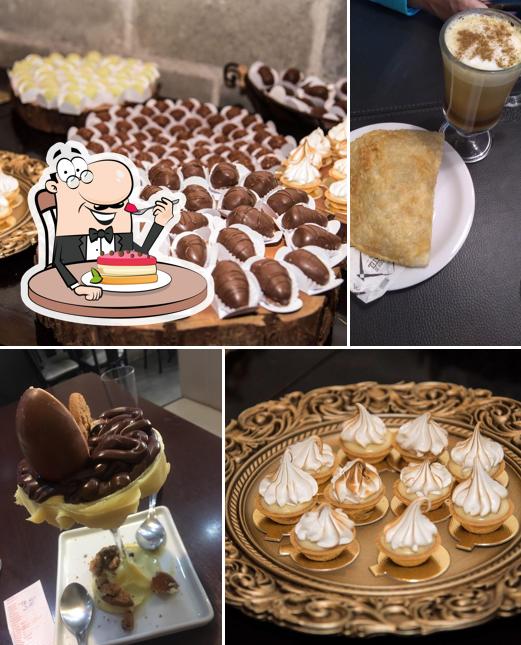 Casa Do Pastel-Café serve uma variedade de pratos doces