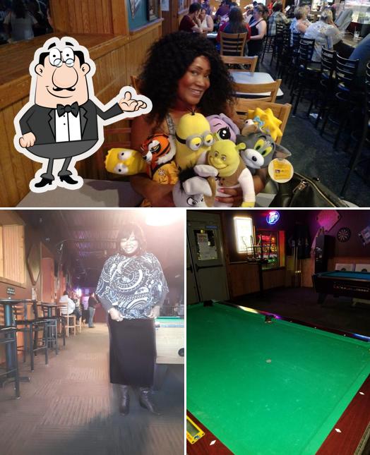 Scoop's Pub, 482 Northdale Blvd NW in Coon Rapids Restaurant menu and