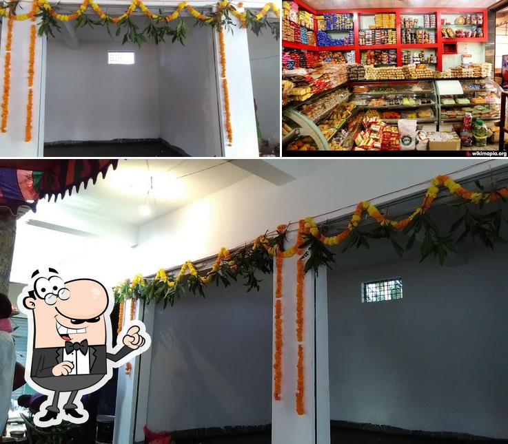 K.P RAJU COMPLEX(katta leela venkata chintha rao)rent rooms for shops