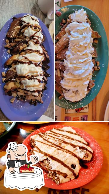 Mama's Kuntry Kafe serves a variety of desserts