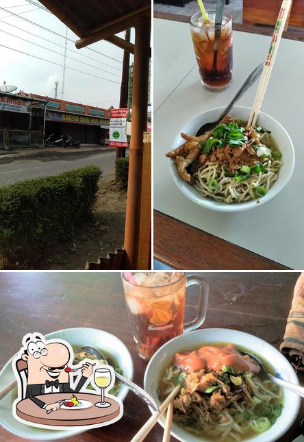 Mie Ayam And Bakso Rocket Wonogiri Restaurant Indonesia Restaurant Reviews