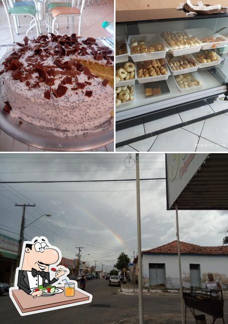 A Pão Dourado Padaria se destaca pelo comida e exterior