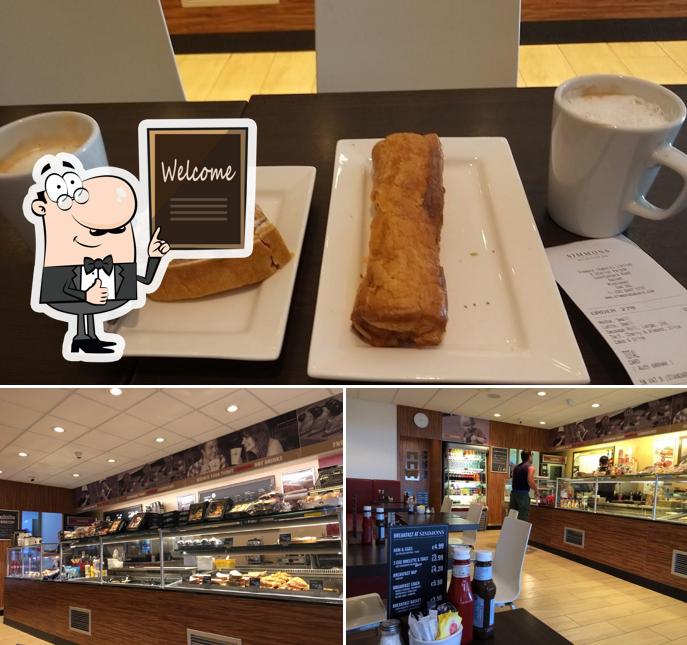 Simmons Bakers, 8, Station Parade, Cockfosters Rd in Enfield Restaurant reviews