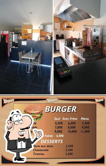 La photo de la intérieur et burger de Meryem's’s