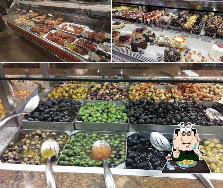 WHOLE FOODS MARKET, Orlando - Doctor Phillips - Restaurant Reviews, Photos  & Phone Number - Tripadvisor