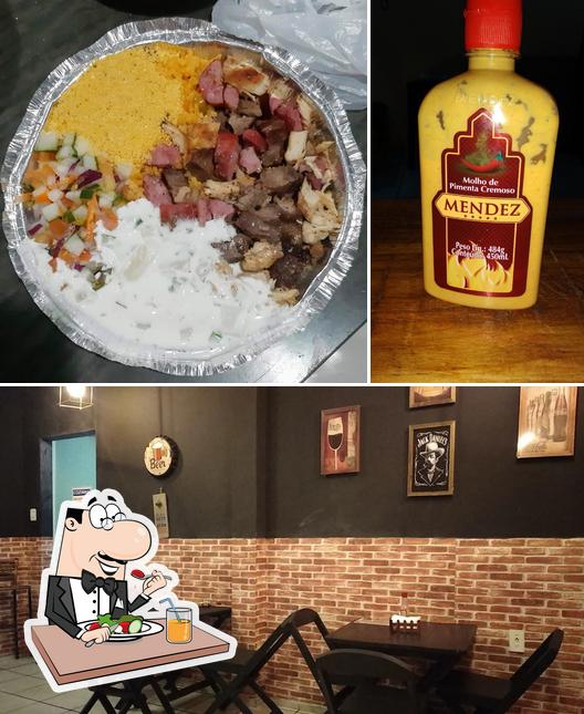 A imagem do Chicão Burguer e Churrasco Cohatrac’s comida e interior