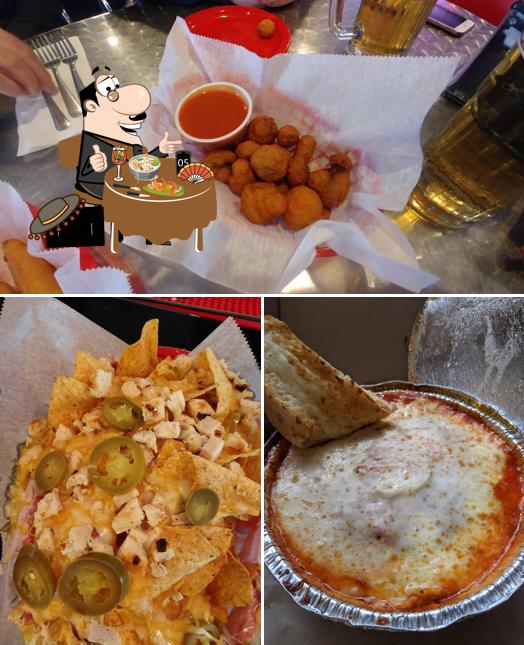 Fat Cat Pizza, 1448 Ety Rd NW in Lancaster Restaurant menu and reviews