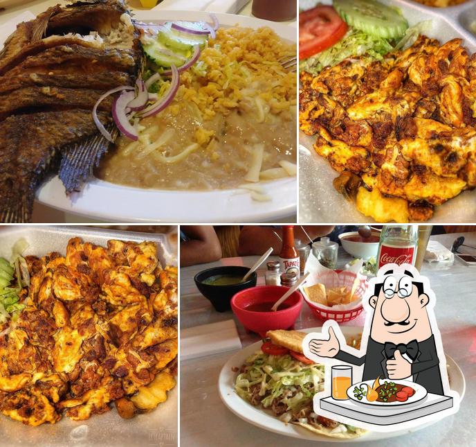 Tacos El Tapatio, 1721 N Broadway St in Wichita Restaurant menu and