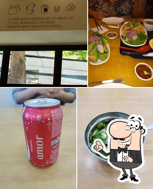 O exterior do Pho.366