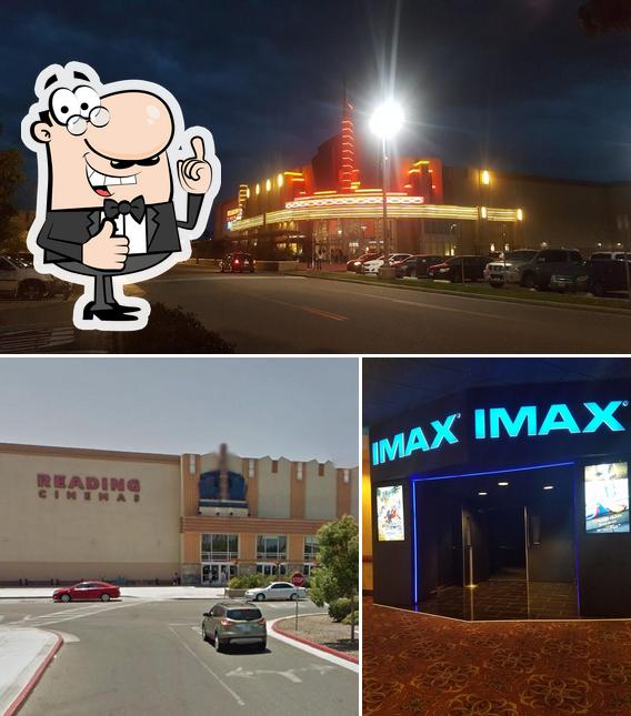 Reading Cinemas Valley Plaza with IMAX in Bakersfield Restaurant reviews