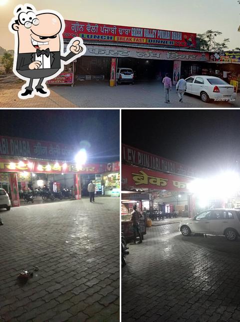 The exterior of New Mayur Punjabi Dhaba