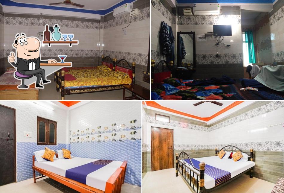 Check out how Bhavani restaraurànt looks inside