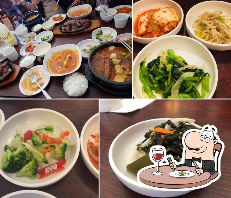 Еда в "Mu Goong Hwa Garden"