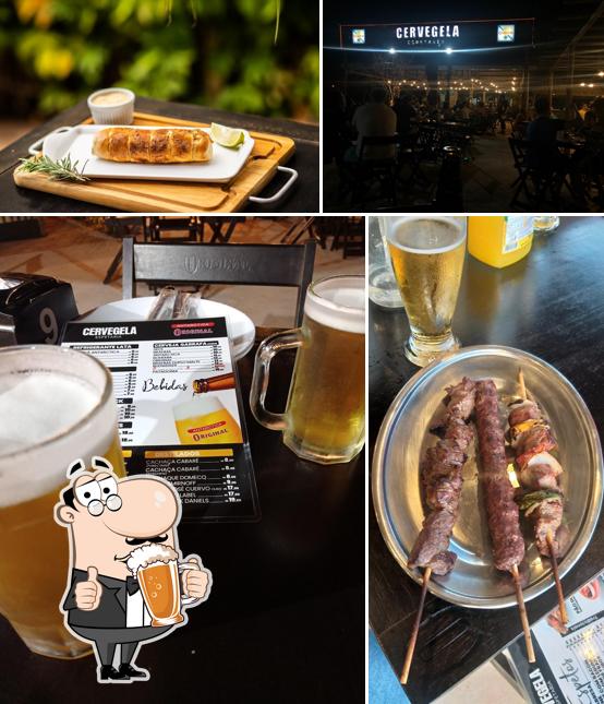 Peça um copo de cerveja leve ou escura