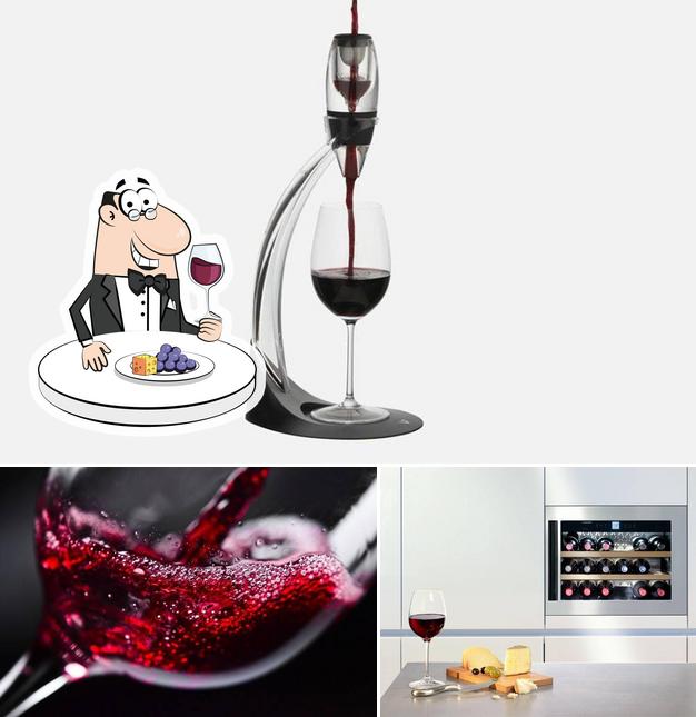 Il est fort sympathique de profiter d'un verre de vin à Gastronomica