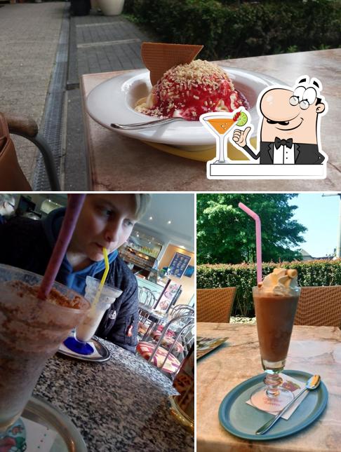 Observa las imágenes donde puedes ver bebida y comida en Eiscafé Civetta