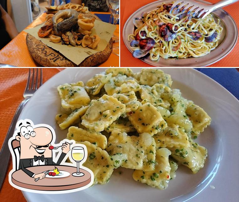 Platti al Ristorante Spaghetteria Chaplin