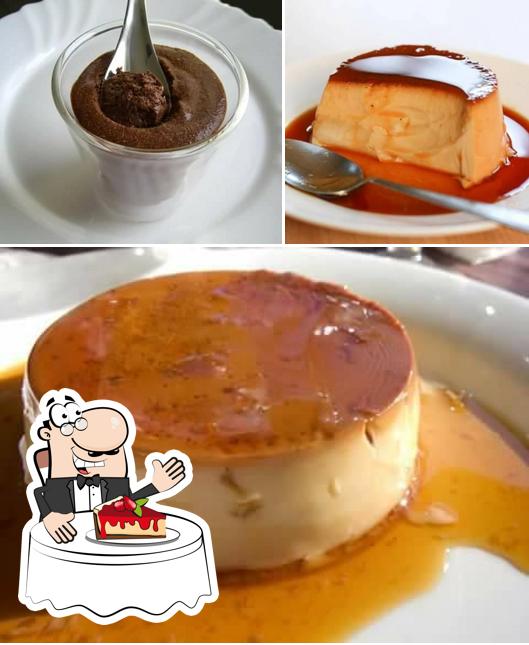 restaurant gastronomique CHEZ NOUS offre une sélection de desserts