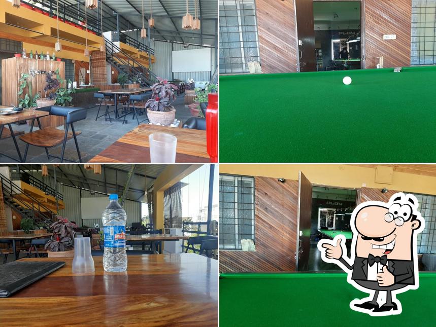 Replay Gaming Lounge & Cafe