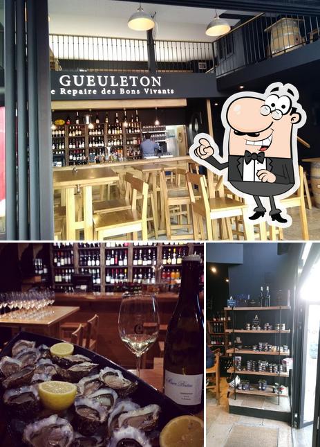 Installez-vous à l'une des tables de Gueuleton