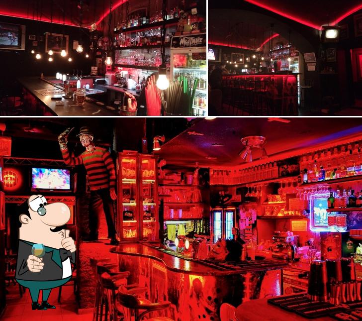 Взгляните на изображение паба и бара "NIGHTMARE Prague Horror Bar"