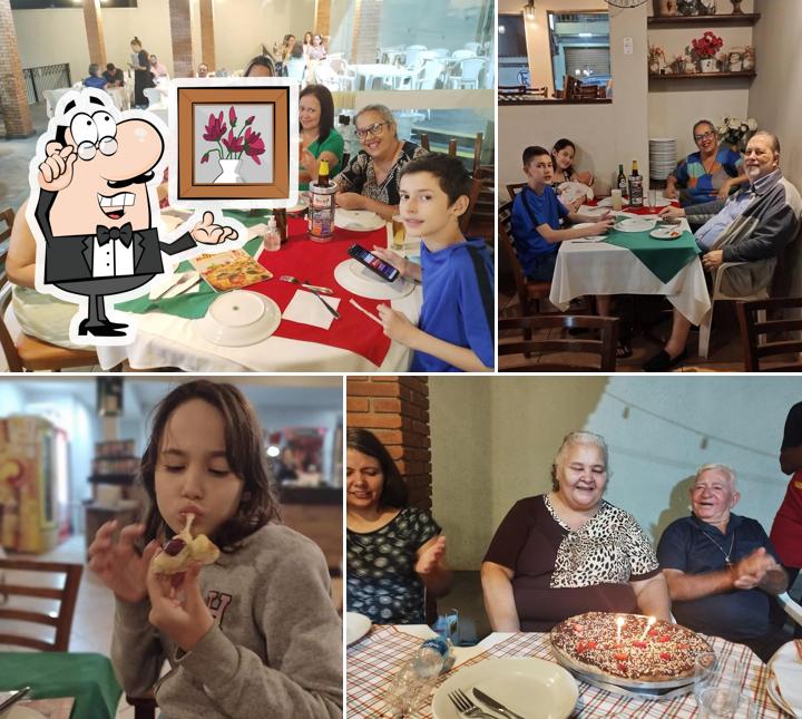 Sente em uma das mesas no Don Raffaelo São João da Boa Vista
