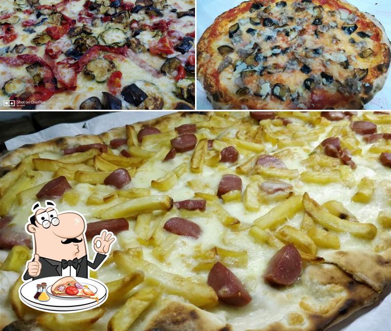 A Pizzeria da Giannino, puoi prenderti una bella pizza