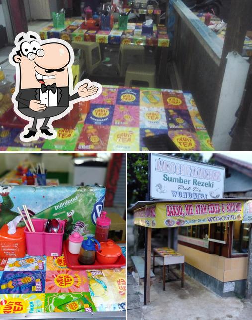 Restaurante Bakso And Mie Ayam Ceker Sumber Rezeki Pak De Wonogiri Duren